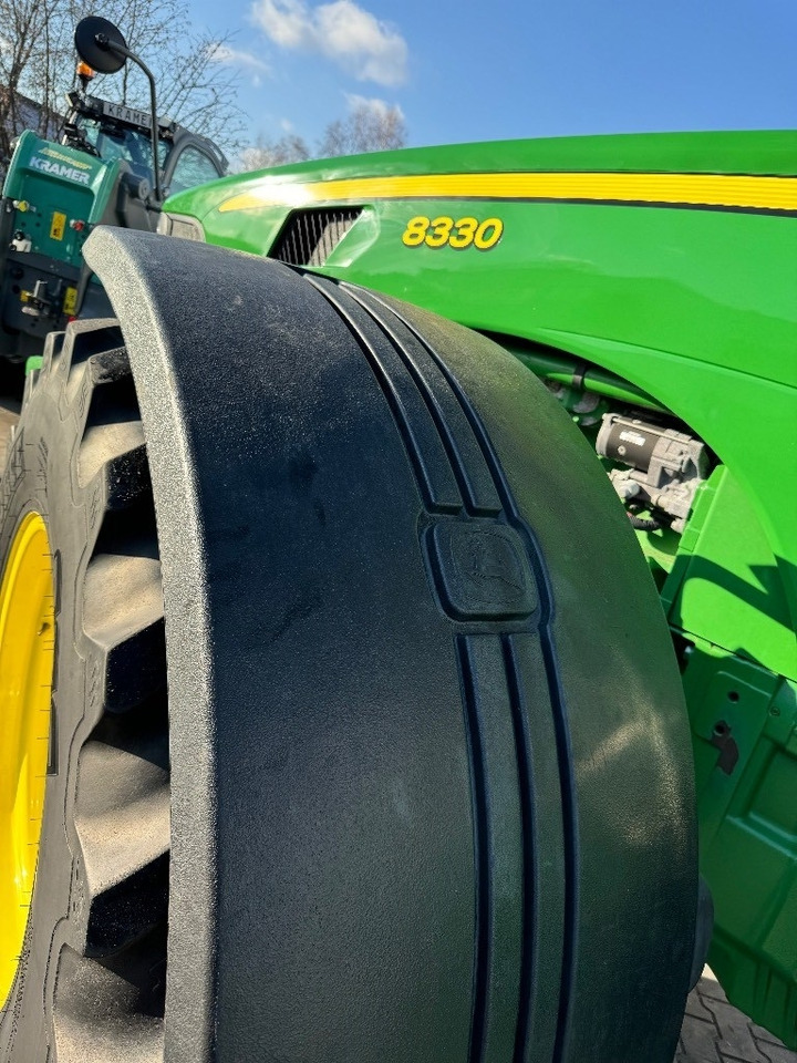 Traktor John Deere 8330 AutoPower: pilt 17