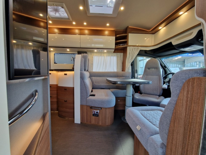 Carthago C1 Tourer T 148 RB-QB K - Poolintegreeritud matkaauto: pilt 5 Carthago C1 Tourer T 148 RB-QB K - Poolintegreeritud matkaauto: pilt 5