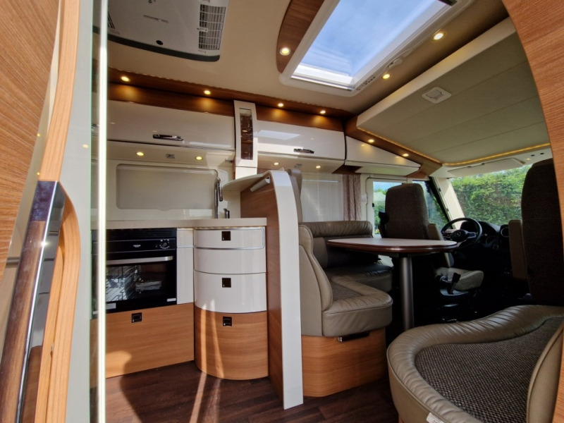 Carthago Chic C-Line I 5.9 XL LE - Täisintegreeritud matkaauto: pilt 4 Carthago Chic C-Line I 5.9 XL LE - Täisintegreeritud matkaauto: pilt 4