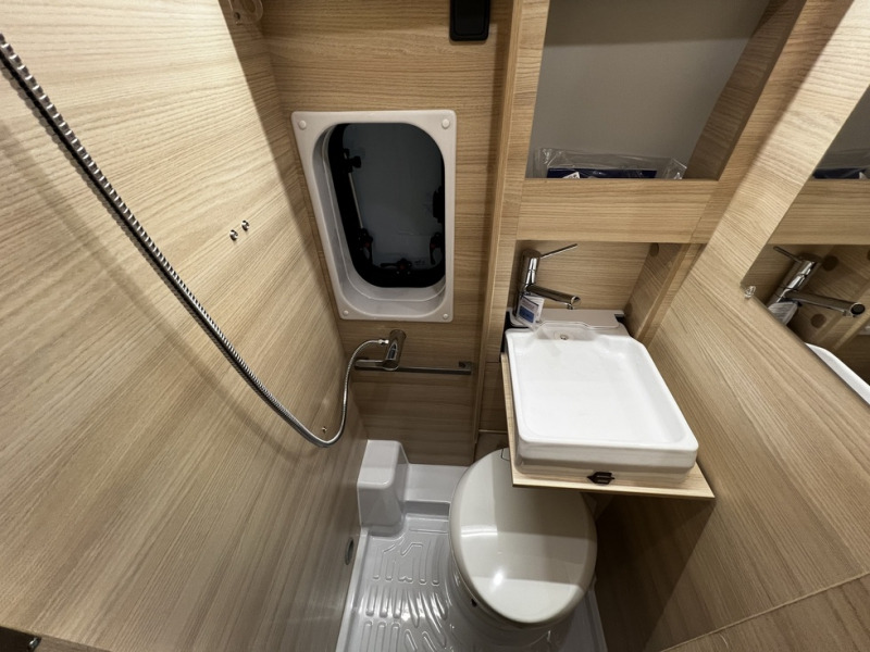 Uus Campervan Chausson V594S First Line: pilt 8