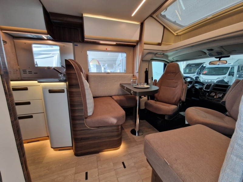 Laika Ecovip L3019 - Poolintegreeritud matkaauto: pilt 4 Laika Ecovip L3019 - Poolintegreeritud matkaauto: pilt 4