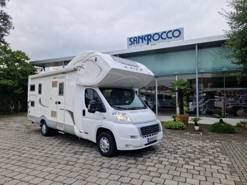 Laika X 710 - Alkooven: pilt 1 Laika X 710 - Alkooven: pilt 1