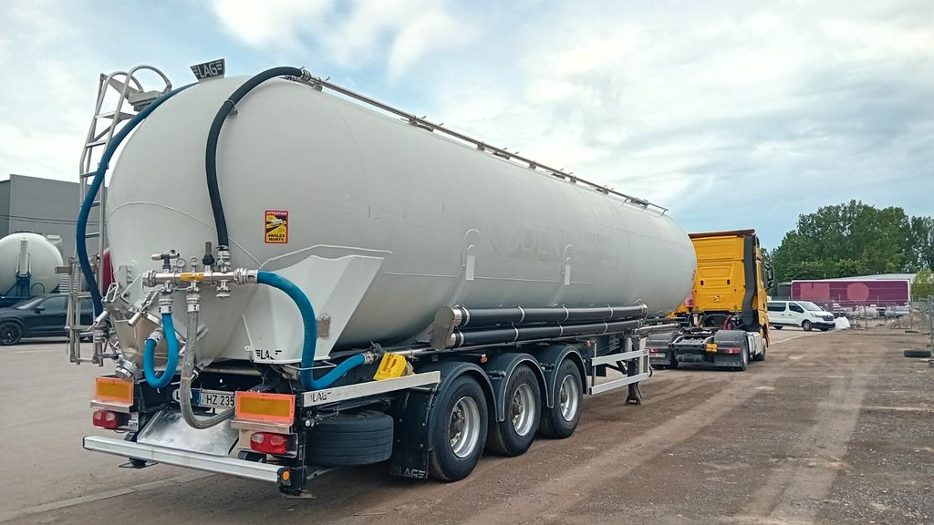 Lag 61m3 - Silo poolhaagis: pilt 3 Lag 61m3 - Silo poolhaagis: pilt 3