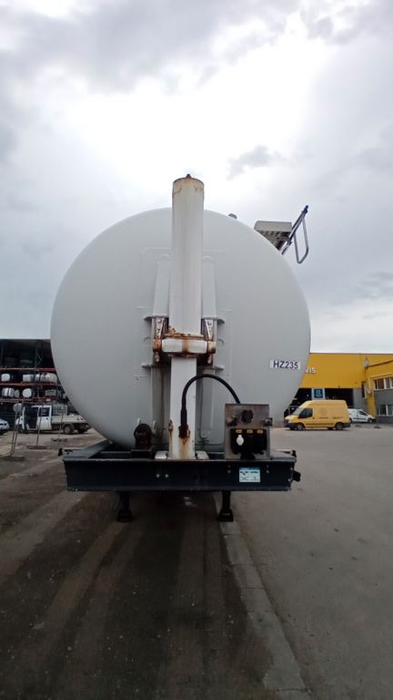 Lag 61m3 - Silo poolhaagis: pilt 5 Lag 61m3 - Silo poolhaagis: pilt 5