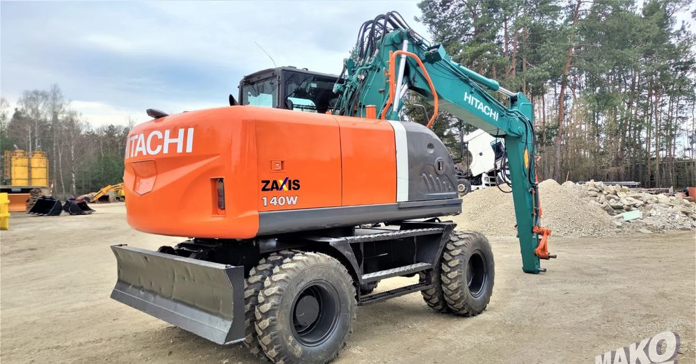Hitachi ZX140W-3 - Ratastel ekskavaator: pilt 4 Hitachi ZX140W-3 - Ratastel ekskavaator: pilt 4
