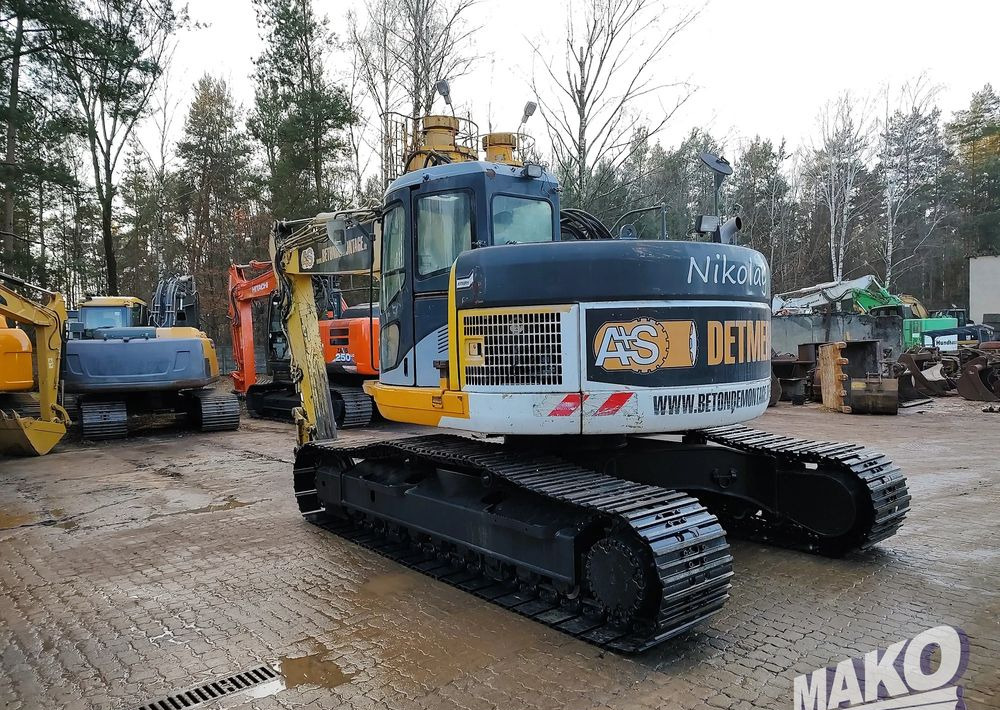 Komatsu PC228USLC-3 - Lintekskavaator: pilt 2 Komatsu PC228USLC-3 - Lintekskavaator: pilt 2