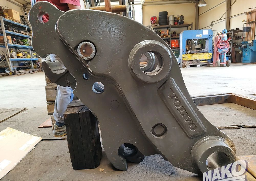 NOWE Szybkozłącze hydrauliczne Volvo Miller fi 110 100 - Lisaseade - Ehitusmasinad: pilt 1 NOWE Szybkozłącze hydrauliczne Volvo Miller fi 110 100 - Lisaseade - Ehitusmasinad: pilt 1