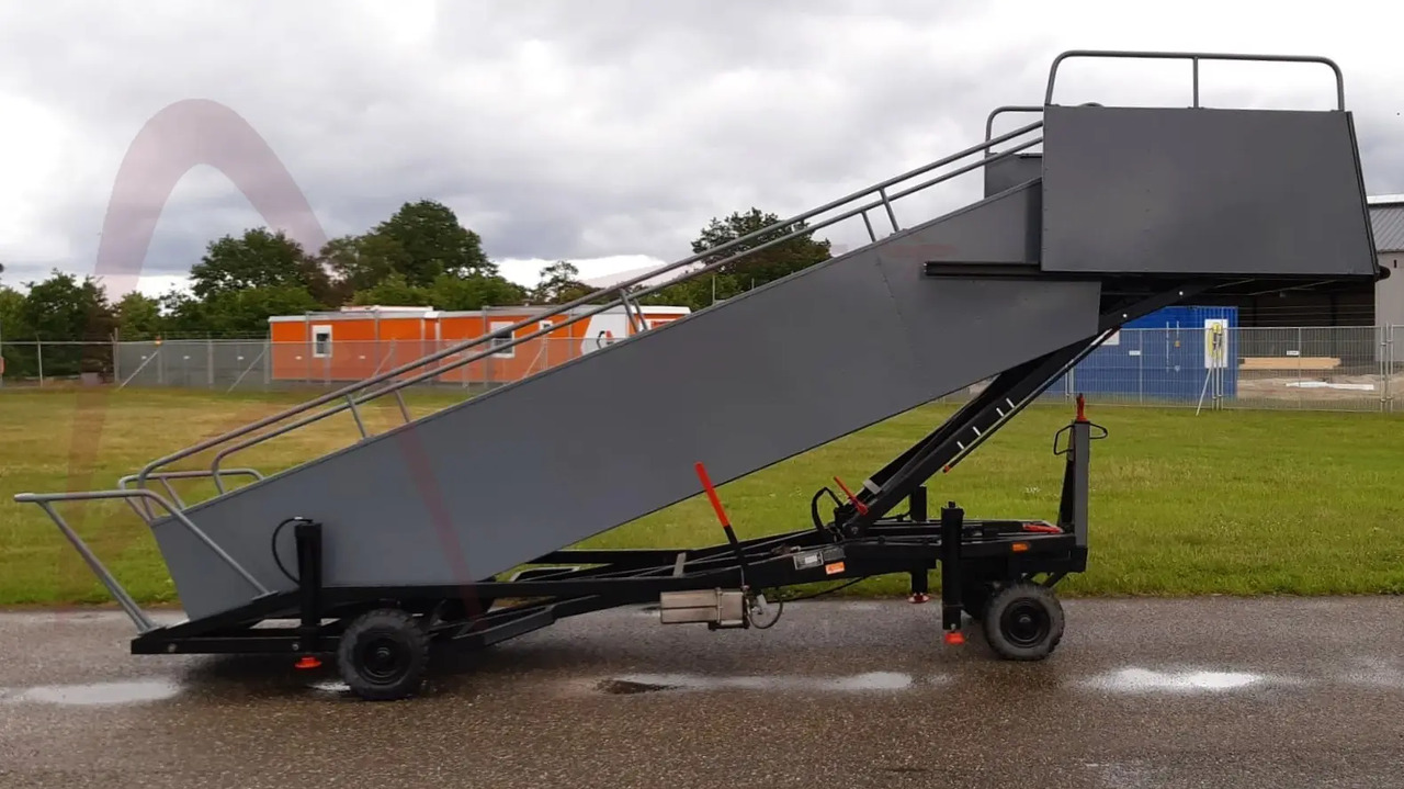 AMSS SKYWAY 66-148 - Reisijate trepp: pilt 4 AMSS SKYWAY 66-148 - Reisijate trepp: pilt 4