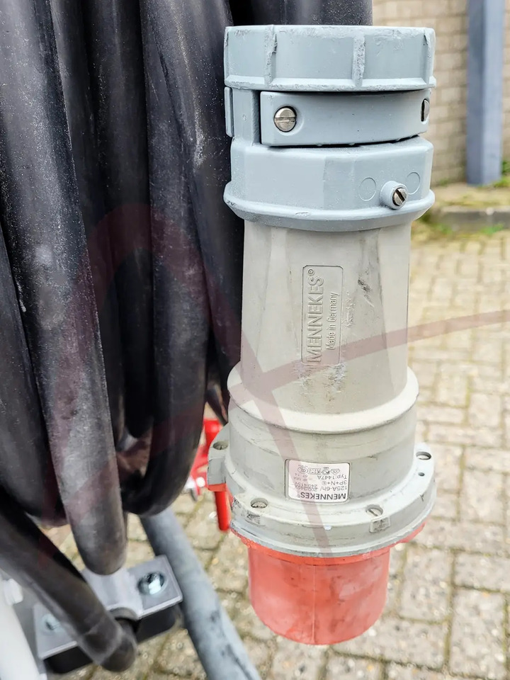 AXA POWER 3GSTS 200/345L - Maapealne vooluallikas: pilt 5 AXA POWER 3GSTS 200/345L - Maapealne vooluallikas: pilt 5