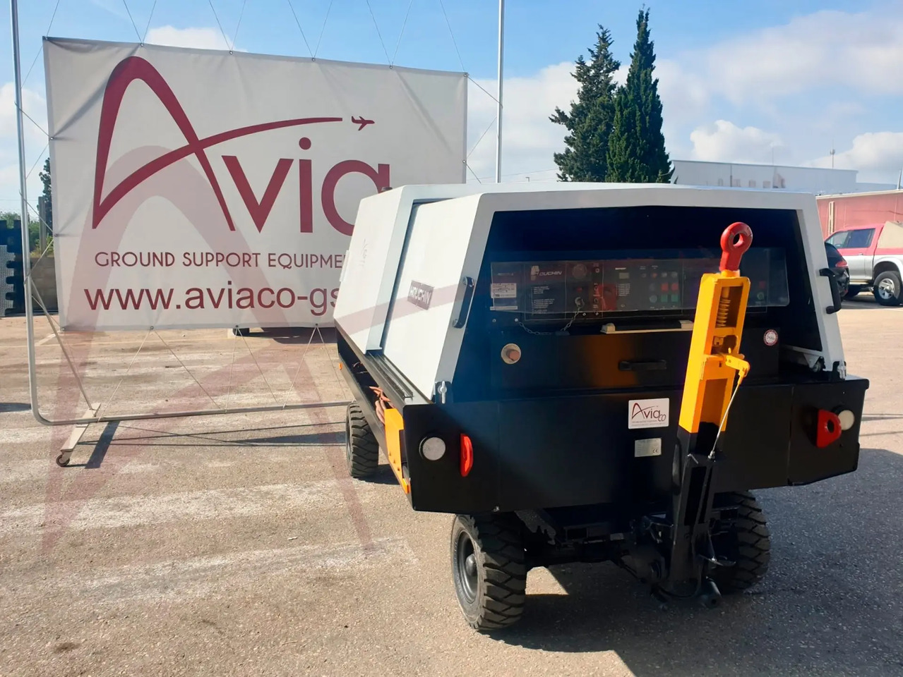 HOUCHIN C690 - Maapealne vooluallikas: pilt 2 HOUCHIN C690 - Maapealne vooluallikas: pilt 2