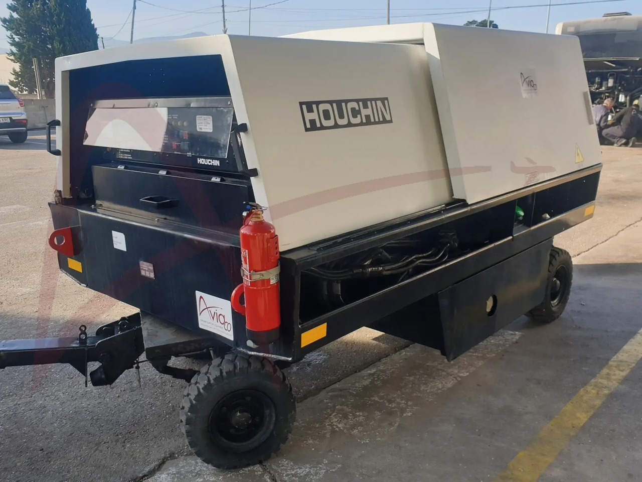 HOUCHIN D690 SV - Maapealne vooluallikas: pilt 5 HOUCHIN D690 SV - Maapealne vooluallikas: pilt 5