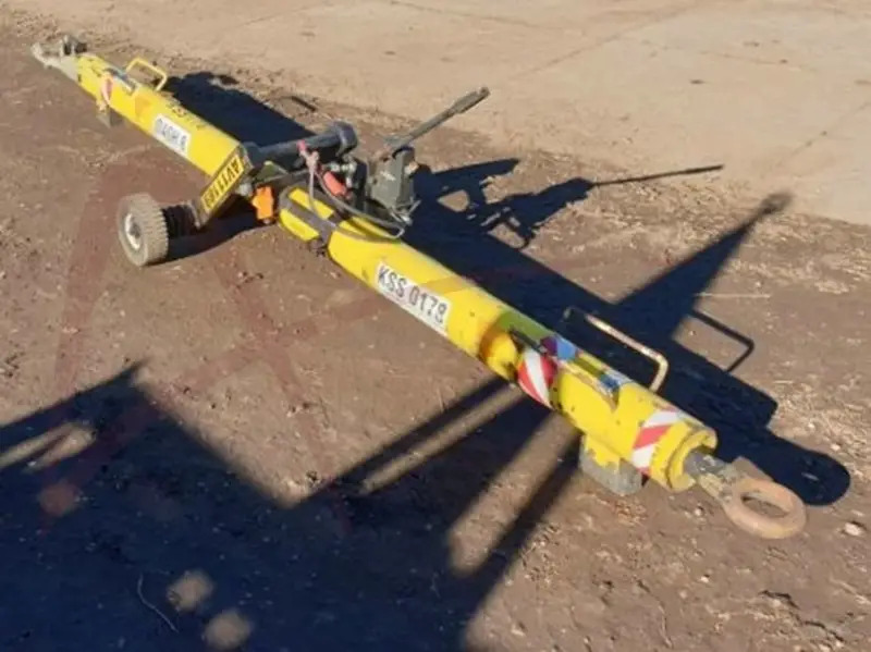 FLADUNG FSST DASH 8 - Õhusõidukite maapealsed teenindusseadmed: pilt 5 FLADUNG FSST DASH 8 - Õhusõidukite maapealsed teenindusseadmed: pilt 5