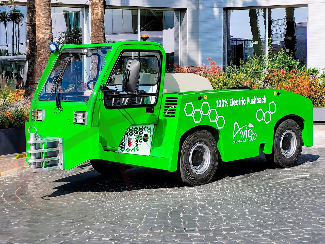 TLD TMX-150/12 Electric - Lennukite puksiirsõiduk: pilt 1 TLD TMX-150/12 Electric - Lennukite puksiirsõiduk: pilt 1