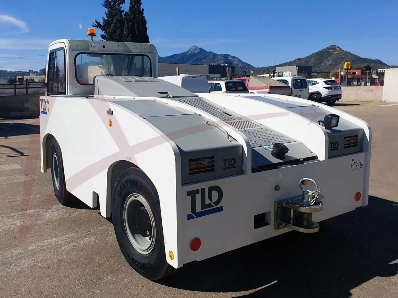 TLD TMX-150/12 - Lennukite puksiirsõiduk: pilt 3 TLD TMX-150/12 - Lennukite puksiirsõiduk: pilt 3