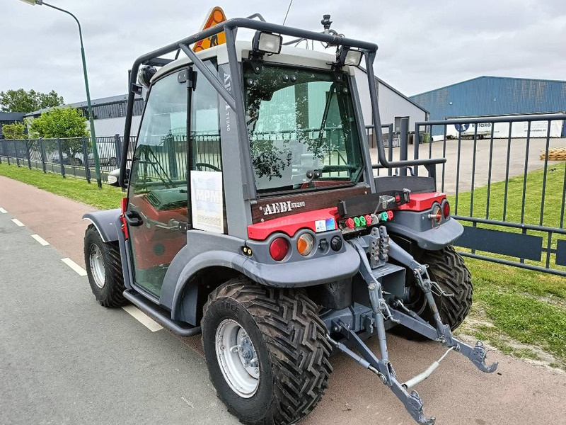 Aebi TT240 terratrac maaier werktuigdrager 4x4 pto CE - Põllutöö järelhaagis: pilt 4 Aebi TT240 terratrac maaier werktuigdrager 4x4 pto CE - Põllutöö järelhaagis: pilt 4