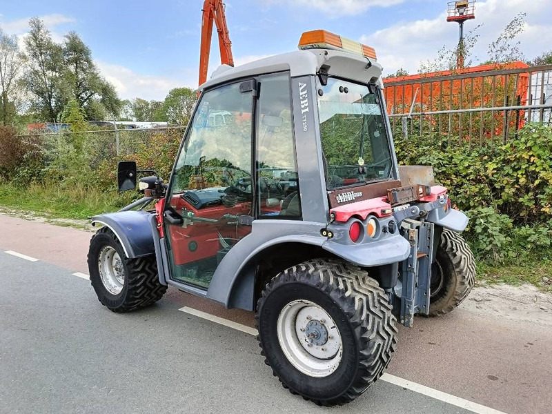 Aebi TT280 werktuigdrager maaier laag zwaartepunt - Põllutöö järelhaagis: pilt 3 Aebi TT280 werktuigdrager maaier laag zwaartepunt - Põllutöö järelhaagis: pilt 3