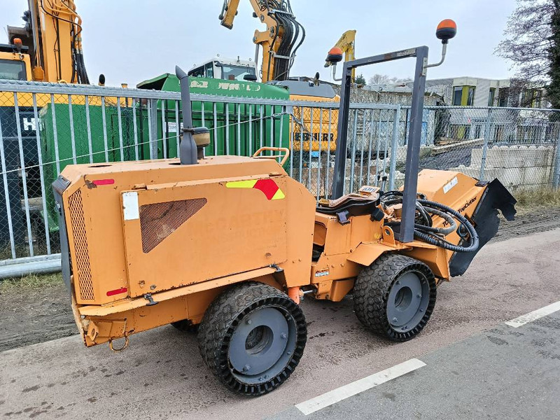 Case Maxi-Sneaker Maxi C c220 top cutter wheel paver - Kraavikaevamismasin: pilt 3 Case Maxi-Sneaker Maxi C c220 top cutter wheel paver - Kraavikaevamismasin: pilt 3