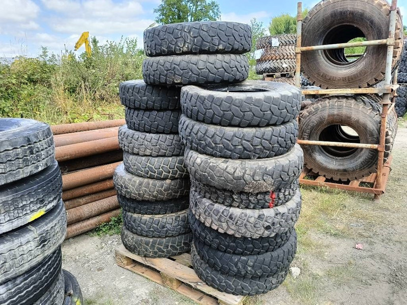 Michelin 6,50 R16 C 7,00R16 C 22/100R16 255/100R16 banden l - Rehvid ja veljed - Ehitusmasinad: pilt 4 Michelin 6,50 R16 C 7,00R16 C 22/100R16 255/100R16 banden l - Rehvid ja veljed - Ehitusmasinad: pilt 4
