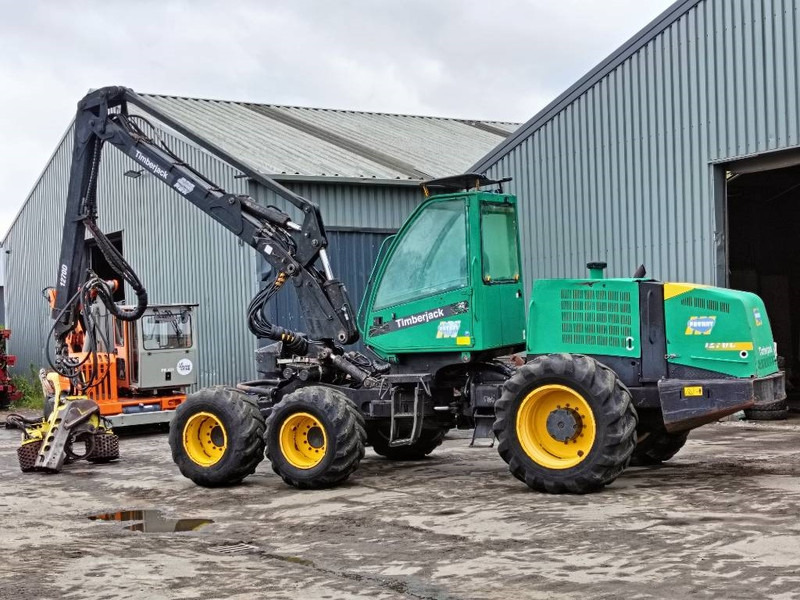Timberjack 1270D harvester delimber bomenrooier 2004 CE airco - Saagikoristusmasin: pilt 1 Timberjack 1270D harvester delimber bomenrooier 2004 CE airco - Saagikoristusmasin: pilt 1