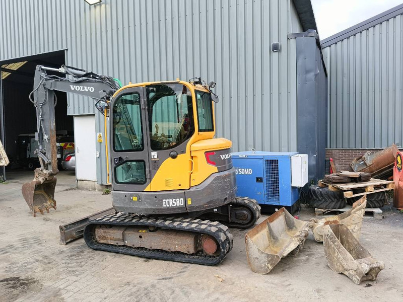Volvo ECR 58 D rups graafmachine tracked excavator bagge - Miniekskavaator: pilt 1 Volvo ECR 58 D rups graafmachine tracked excavator bagge - Miniekskavaator: pilt 1