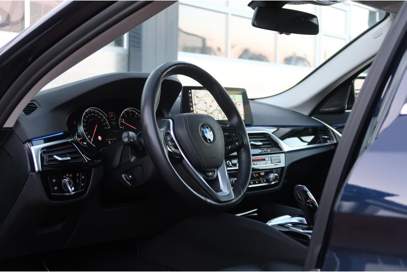 BMW 5 Serie 520i High Executive SCHUIFDAK/ NAPPA-LEDER/ ACC/ HEAD-UP/ H&K / ETC. - Sedaan: pilt 2 BMW 5 Serie 520i High Executive SCHUIFDAK/ NAPPA-LEDER/ ACC/ HEAD-UP/ H&K / ETC. - Sedaan: pilt 2
