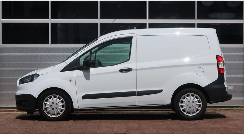 Väike kaubik Ford Transit Courier 1.5 TDCI Ambiente Start&Stop AIRCO/ MARGE/ LAGE KM/ NETTE AUTO!: pilt 10