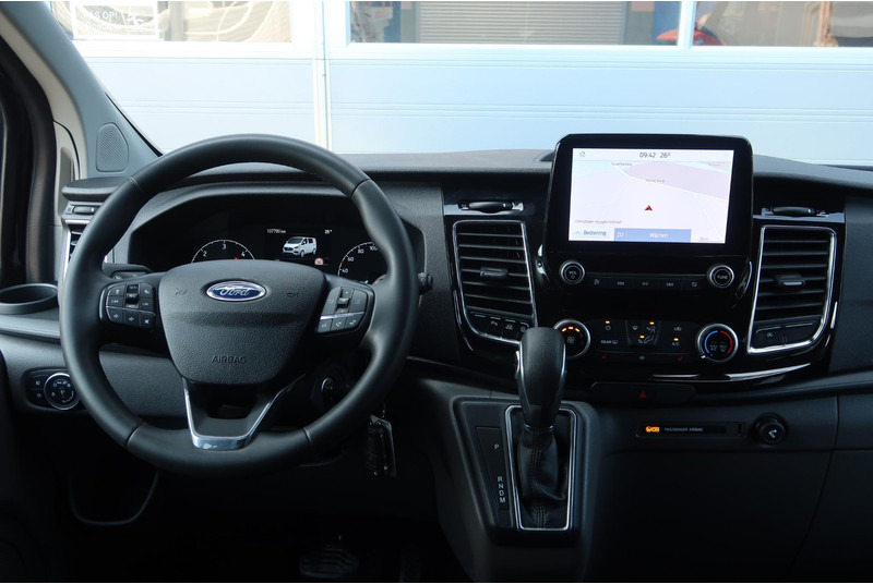 Ford Transit Custom 300 2.0 TDCI L2H1 Limited DC AUT/ LED/ CAMERA/ 2X DEUR/ LEDER/ ACC/ CARPLAY/ CLIMA/ TREKHAAK - Väike kaubik, Meeskonnaauto: pilt 5 Ford Transit Custom 300 2.0 TDCI L2H1 Limited DC AUT/ LED/ CAMERA/ 2X DEUR/ LEDER/ ACC/ CARPLAY/ CLIMA/ TREKHAAK - Väike kaubik, Meeskonnaauto: pilt 5