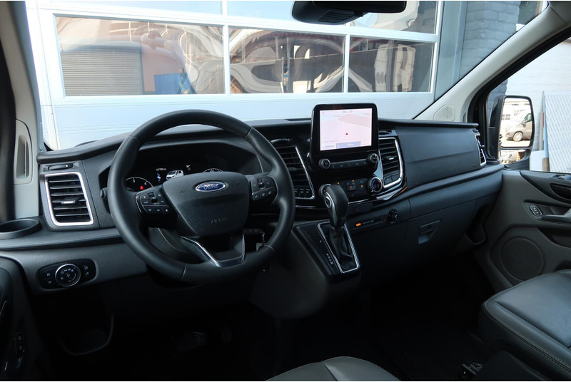 Ford Transit Custom 300 2.0 TDCI L2H1 Limited DC AUT/ LED/ CAMERA/ 2X DEUR/ LEDER/ ACC/ CARPLAY/ CLIMA/ TREKHAAK - Väike kaubik, Meeskonnaauto: pilt 2 Ford Transit Custom 300 2.0 TDCI L2H1 Limited DC AUT/ LED/ CAMERA/ 2X DEUR/ LEDER/ ACC/ CARPLAY/ CLIMA/ TREKHAAK - Väike kaubik, Meeskonnaauto: pilt 2
