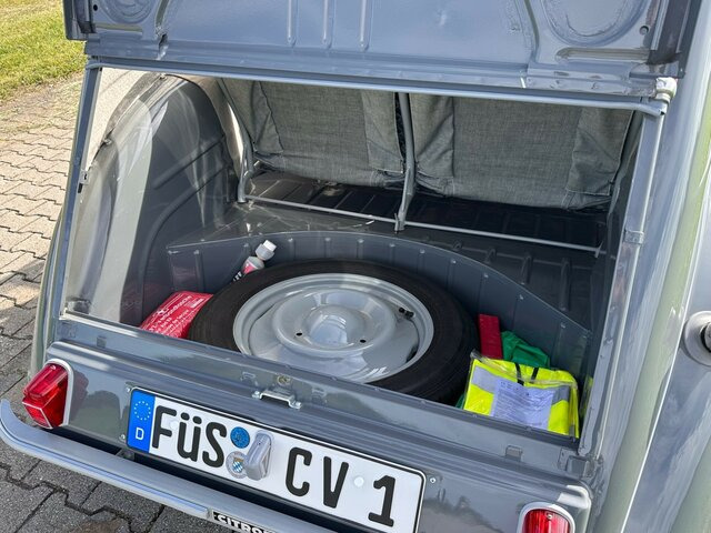 CITROEN 2 CV Ente 1959 Note 1 makellos... - Auto: pilt 3 CITROEN 2 CV Ente 1959 Note 1 makellos... - Auto: pilt 3