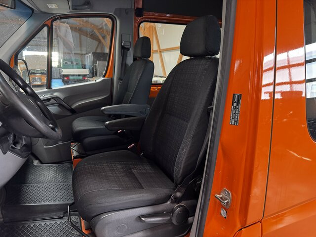 MERCEDES-BENZ Sprinter 316 CDI 4x4 Allrad L2H2 1. Hand! - Kaubik: pilt 4 MERCEDES-BENZ Sprinter 316 CDI 4x4 Allrad L2H2 1. Hand! - Kaubik: pilt 4