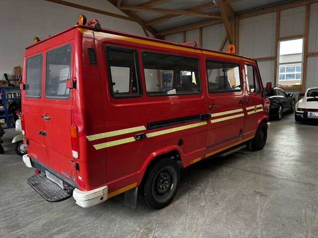 MERCEDES-BENZ T1 310 D Bremer Kombi Feuerwehr1. Hand - Auto: pilt 3 MERCEDES-BENZ T1 310 D Bremer Kombi Feuerwehr1. Hand - Auto: pilt 3