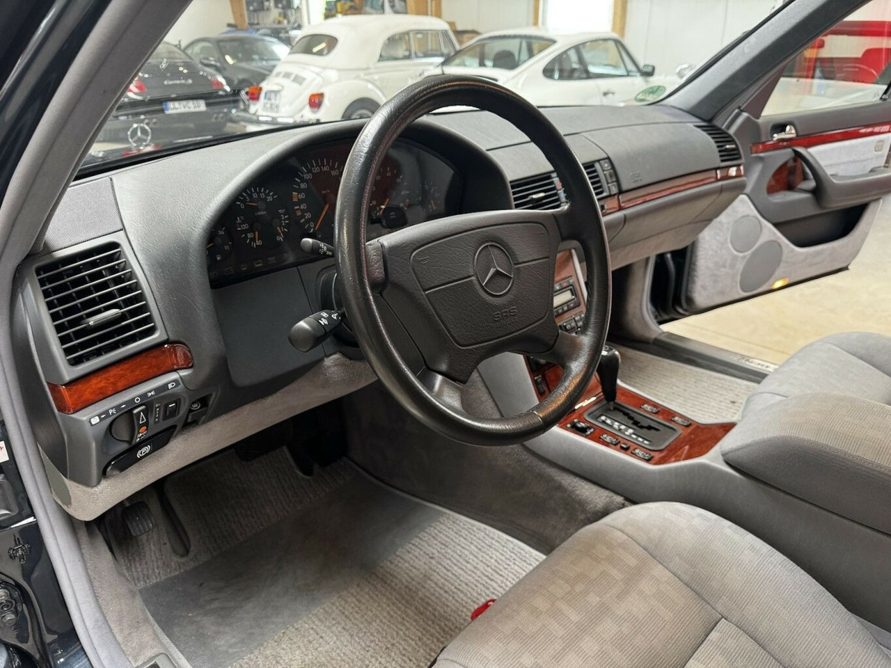 Sedaan Mercedes-Benz S 320 W 140 2. Hand Scheckheft Mercedes: pilt 13
