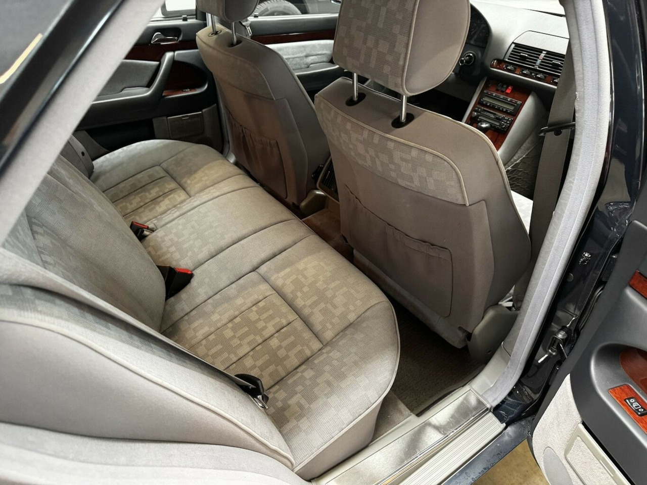 Sedaan Mercedes-Benz S 320 W 140 2. Hand Scheckheft Mercedes: pilt 22