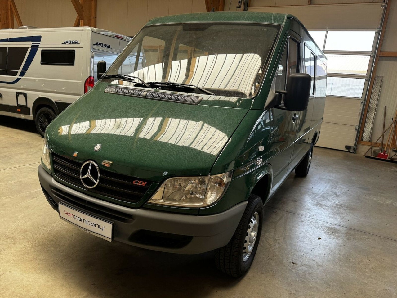 Mercedes-Benz Sprinter 313 CDI 4x4 Allrad ZG3 Topzustand! - Mikrobuss, Meeskonnaauto: pilt 2 Mercedes-Benz Sprinter 313 CDI 4x4 Allrad ZG3 Topzustand! - Mikrobuss, Meeskonnaauto: pilt 2