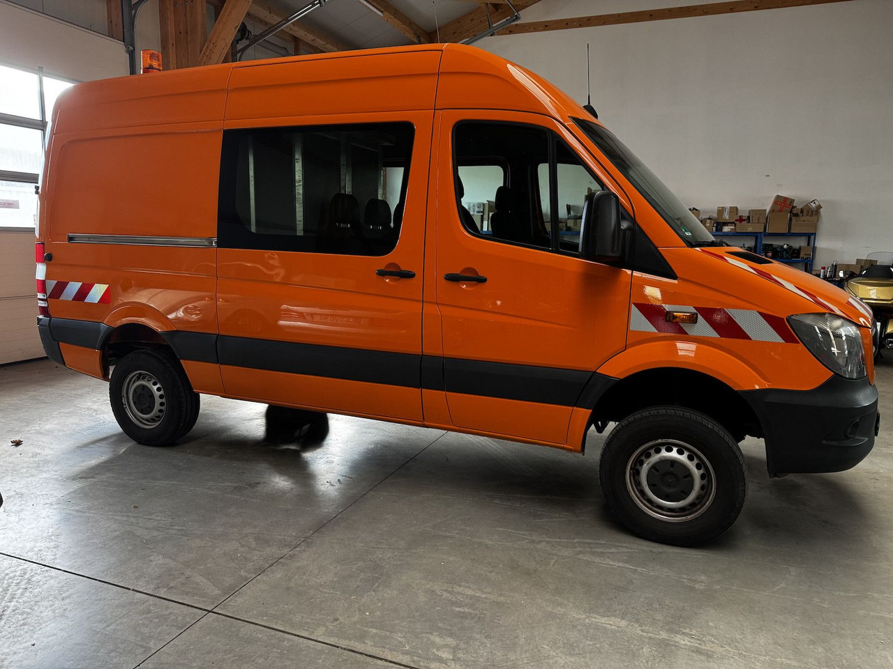 Mercedes-Benz Sprinter 316 CDI 4x4 Allrad L2H2 1. Hand! - Kaubik, Meeskonnaauto: pilt 5 Mercedes-Benz Sprinter 316 CDI 4x4 Allrad L2H2 1. Hand! - Kaubik, Meeskonnaauto: pilt 5