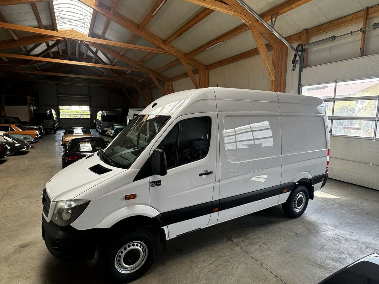 Mercedes-Benz Sprinter 319 CDI 4x4 3.0 V6 Untersetzung 1a! - Campervan: pilt 5 Mercedes-Benz Sprinter 319 CDI 4x4 3.0 V6 Untersetzung 1a! - Campervan: pilt 5