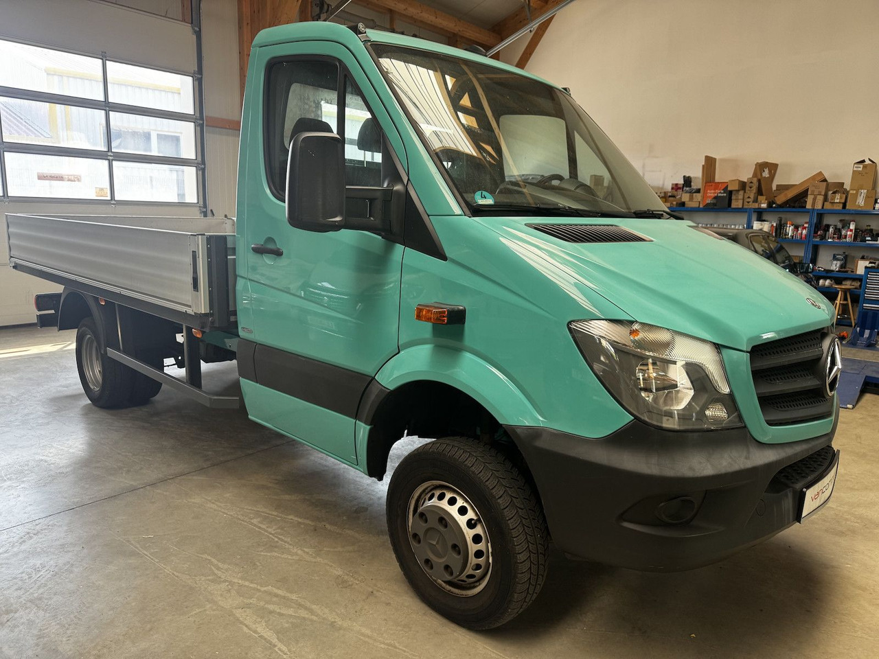 Mercedes-Benz Sprinter 513 CDI 4x4 Allrad Pritsche 3.5t - Madelauto: pilt 4 Mercedes-Benz Sprinter 513 CDI 4x4 Allrad Pritsche 3.5t - Madelauto: pilt 4