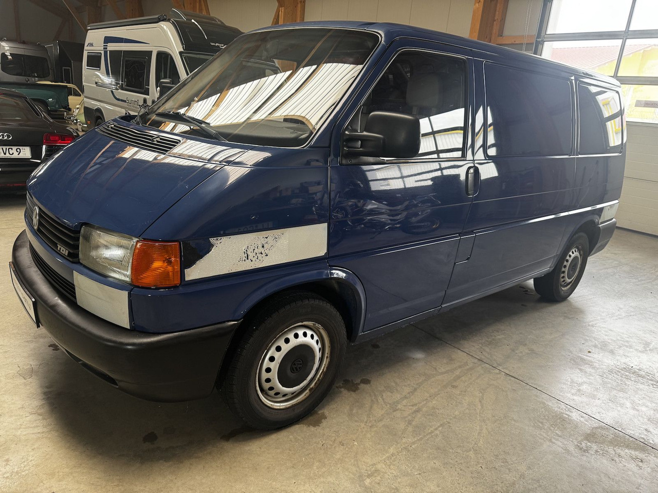 Volkswagen T4 2.5 TDI Syncro 1. Hand - Väike kaubik: pilt 1 Volkswagen T4 2.5 TDI Syncro 1. Hand - Väike kaubik: pilt 1