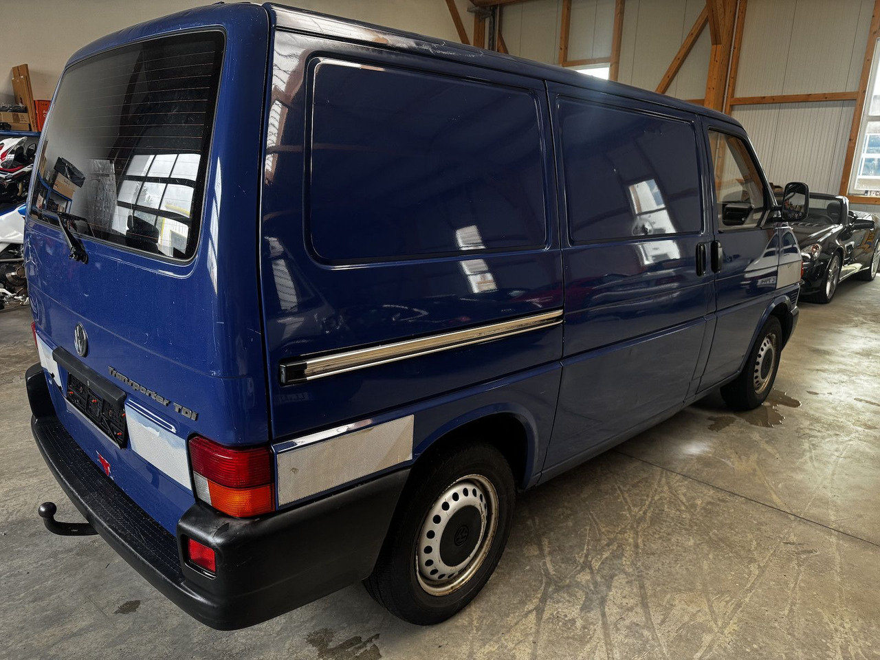 Volkswagen T4 2.5 TDI Syncro 1. Hand - Väike kaubik: pilt 5 Volkswagen T4 2.5 TDI Syncro 1. Hand - Väike kaubik: pilt 5