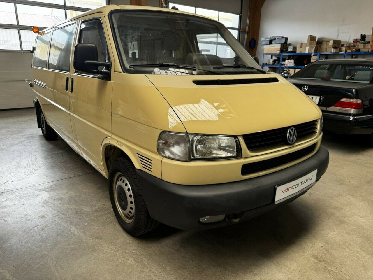 Volkswagen T4 2.5 TDI Syncro 4x4 lang 1. Hand! - Campervan: pilt 3 Volkswagen T4 2.5 TDI Syncro 4x4 lang 1. Hand! - Campervan: pilt 3