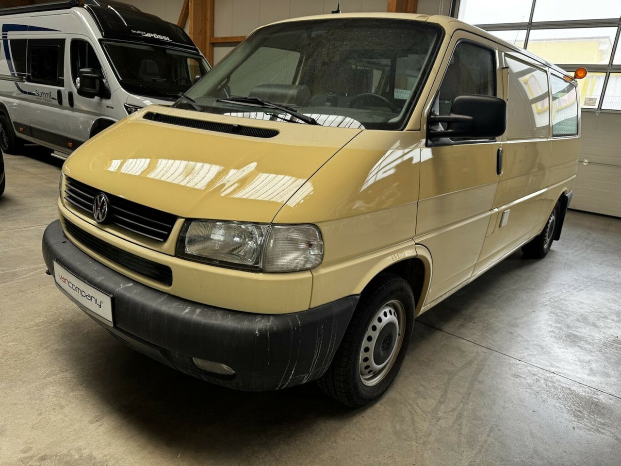 Volkswagen T4 2.5 TDI Syncro 4x4 lang 1. Hand! - Kaubik: pilt 1 Volkswagen T4 2.5 TDI Syncro 4x4 lang 1. Hand! - Kaubik: pilt 1
