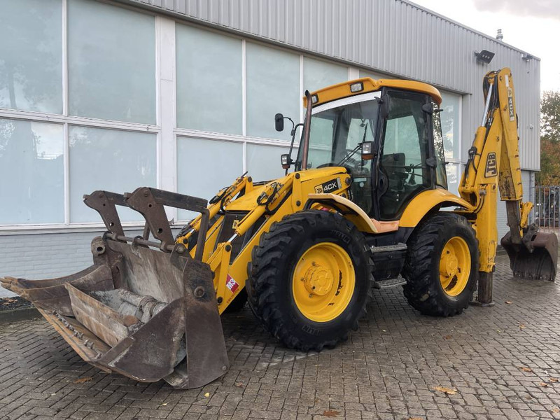JCB 4 CX 2005 - Ekskavaator-laadur: pilt 1 JCB 4 CX 2005 - Ekskavaator-laadur: pilt 1
