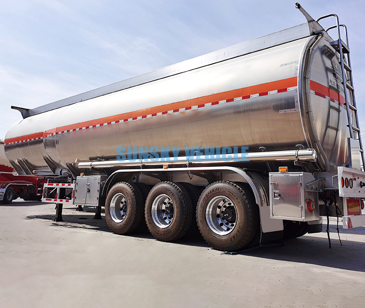 SUNSKY Fuel Tank Trailer - Tsistern poolhaagis: pilt 5 SUNSKY Fuel Tank Trailer - Tsistern poolhaagis: pilt 5