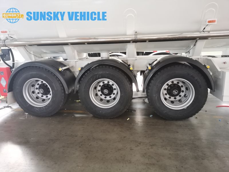 SUNSKY Fuel Tanker for sale - Tsistern poolhaagis: pilt 4 SUNSKY Fuel Tanker for sale - Tsistern poolhaagis: pilt 4