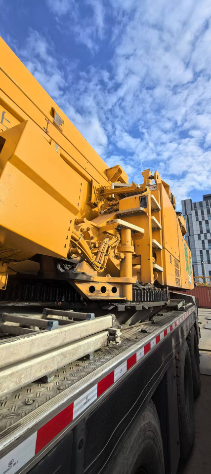 LIEBHERR Second Hand Truck Mounted Crane LTM1500-8.1 Heavy Duty Mobile Crane With High Quality - Autokraana: pilt 3 LIEBHERR Second Hand Truck Mounted Crane LTM1500-8.1 Heavy Duty Mobile Crane With High Quality - Autokraana: pilt 3