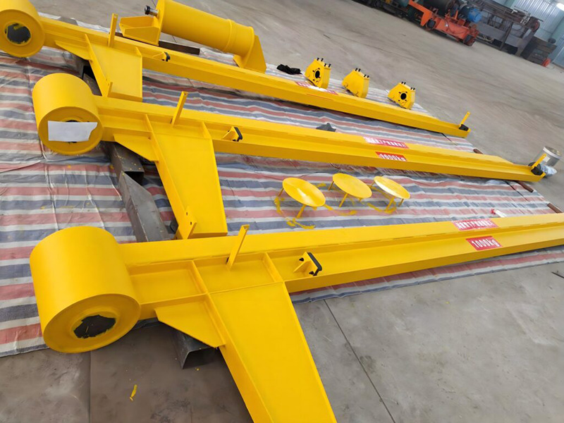 XCMG Double Arm Slewing Jib Crane - Pukk-kraana: pilt 2 XCMG Double Arm Slewing Jib Crane - Pukk-kraana: pilt 2