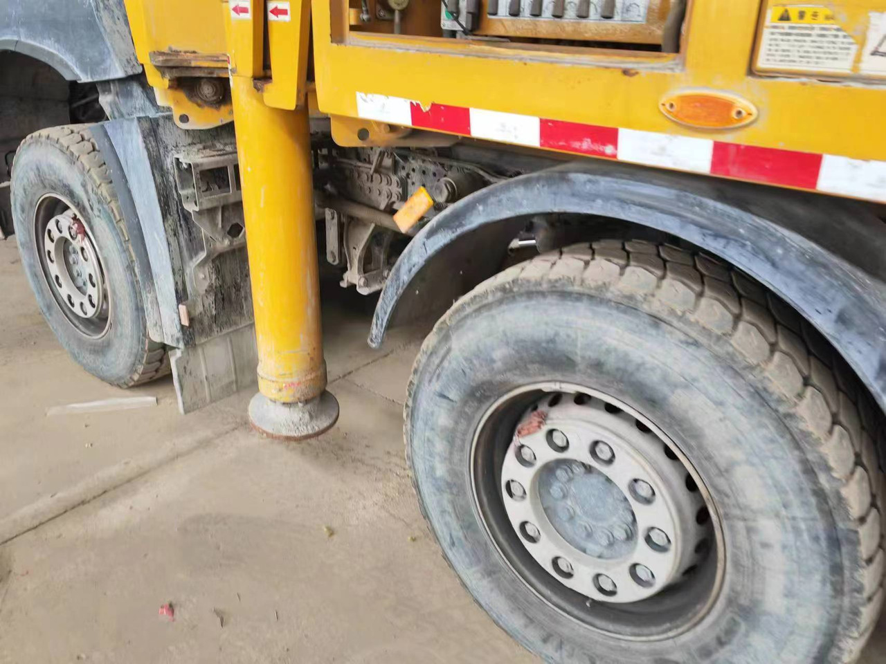XCMG HB62V Used Swching Concrete Pump Boom Truck in Good Condition - Betoonipump: pilt 5 XCMG HB62V Used Swching Concrete Pump Boom Truck in Good Condition - Betoonipump: pilt 5