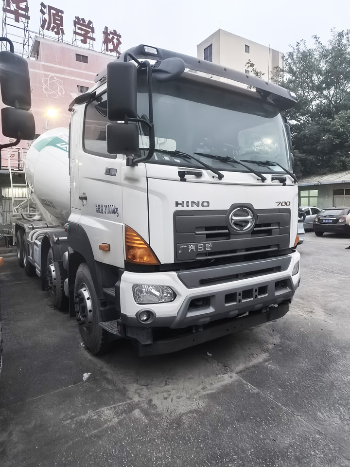 XCMG Official 12 Cubic Used Concrete Mixer Truck G4804B With Good Quality For Sale - Autobetoonisegisti: pilt 5 XCMG Official 12 Cubic Used Concrete Mixer Truck G4804B With Good Quality For Sale - Autobetoonisegisti: pilt 5