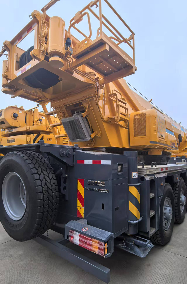 XCMG Official 130 ton Used Mobile Crane XCT130_1 Hydraulic Crane Price List - Autokraana: pilt 3 XCMG Official 130 ton Used Mobile Crane XCT130_1 Hydraulic Crane Price List - Autokraana: pilt 3
