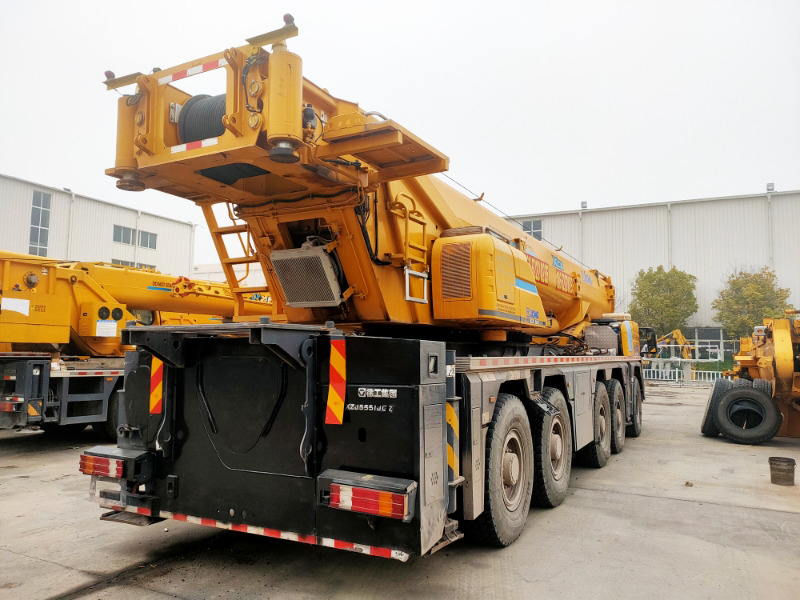 XCMG Official 130t Second Hand All Terrain Mobile Crane XCA130L8C Hydraulic Arm Crane Price List - Maastikukraana: pilt 3 XCMG Official 130t Second Hand All Terrain Mobile Crane XCA130L8C Hydraulic Arm Crane Price List - Maastikukraana: pilt 3